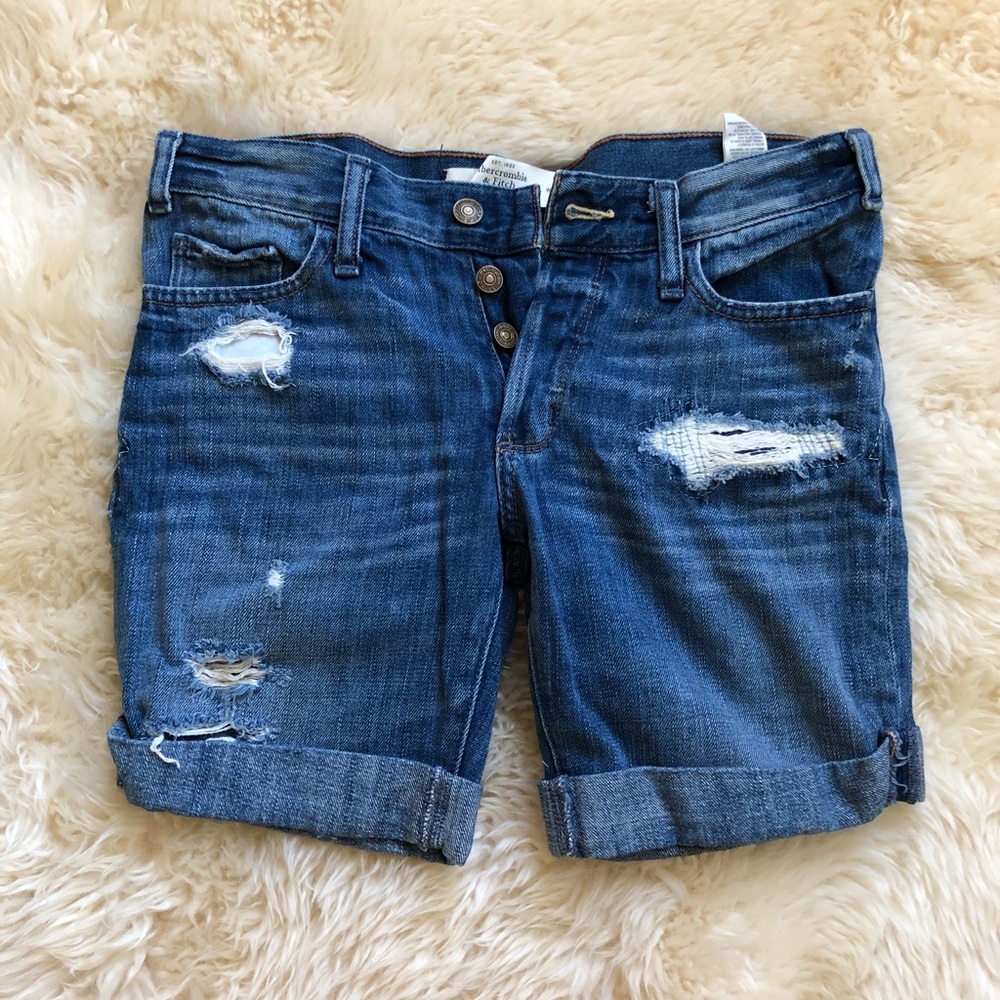 Bermuda jean shorts